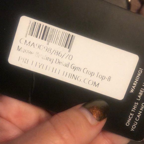 Pretty little thing Set crop top and Biker Bottoms - Picture 5 of 6